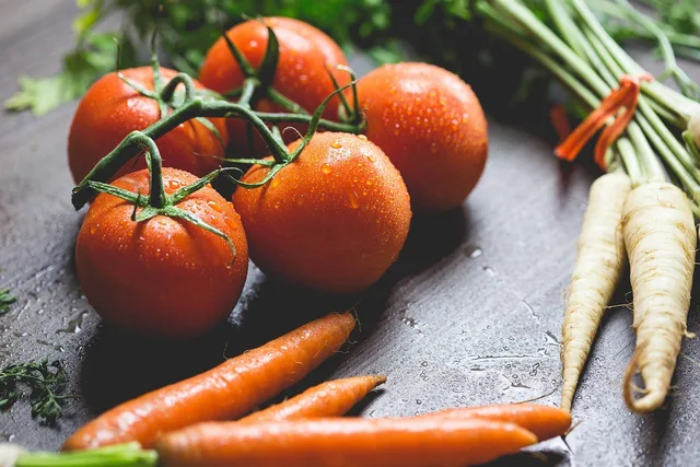 tomatoes, carrots, raddish, fresh, vegetables, harvest, produce, organic, raw, fresh produce, food, healthy, ingredients, nutrition, wet, raddish, raddish, raddish, raddish, raddish. Building bundles that solve a customer need